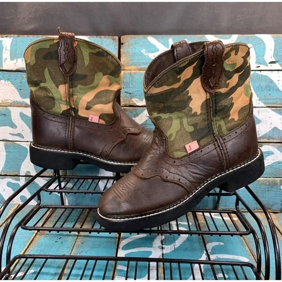 Justin Gypsy Girls Size 2.5D Camo Brown Leather Stockman Cowboy Western Boots